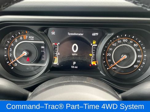 New 2025 Jeep Gladiator Mojave w/ Convenience Group image 17