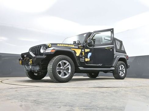 Used 2021 Jeep Wrangler Unlimited Sahara w/ Uconnect 4C Nav & Sound Group AWD/4WD image 47