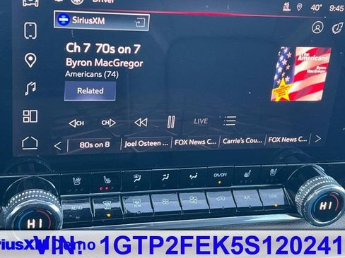 Certified 2025 GMC Canyon Denali image 25