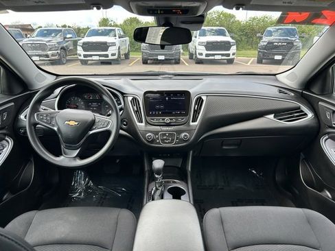 Used 2024 Chevrolet Malibu LS image 15