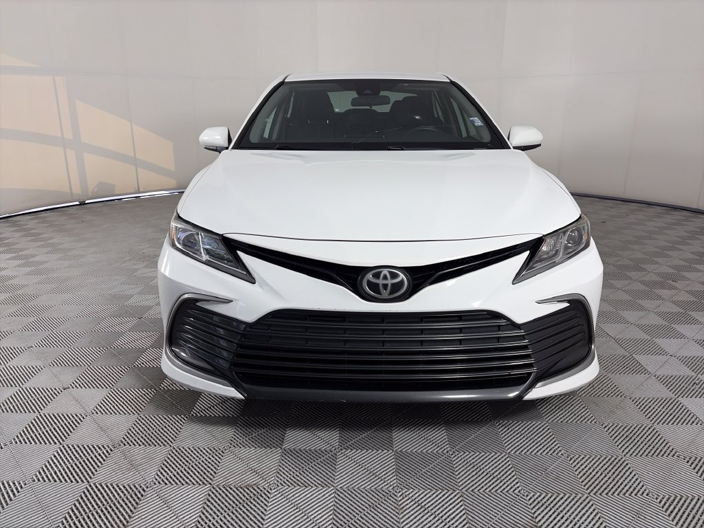 Used 2021 Toyota Camry LE FWD image 2