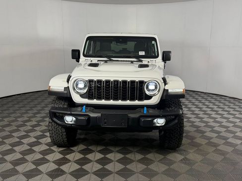 Used 2024 Jeep Wrangler Unlimited Rubicon 4xe AWD/4WD image 11