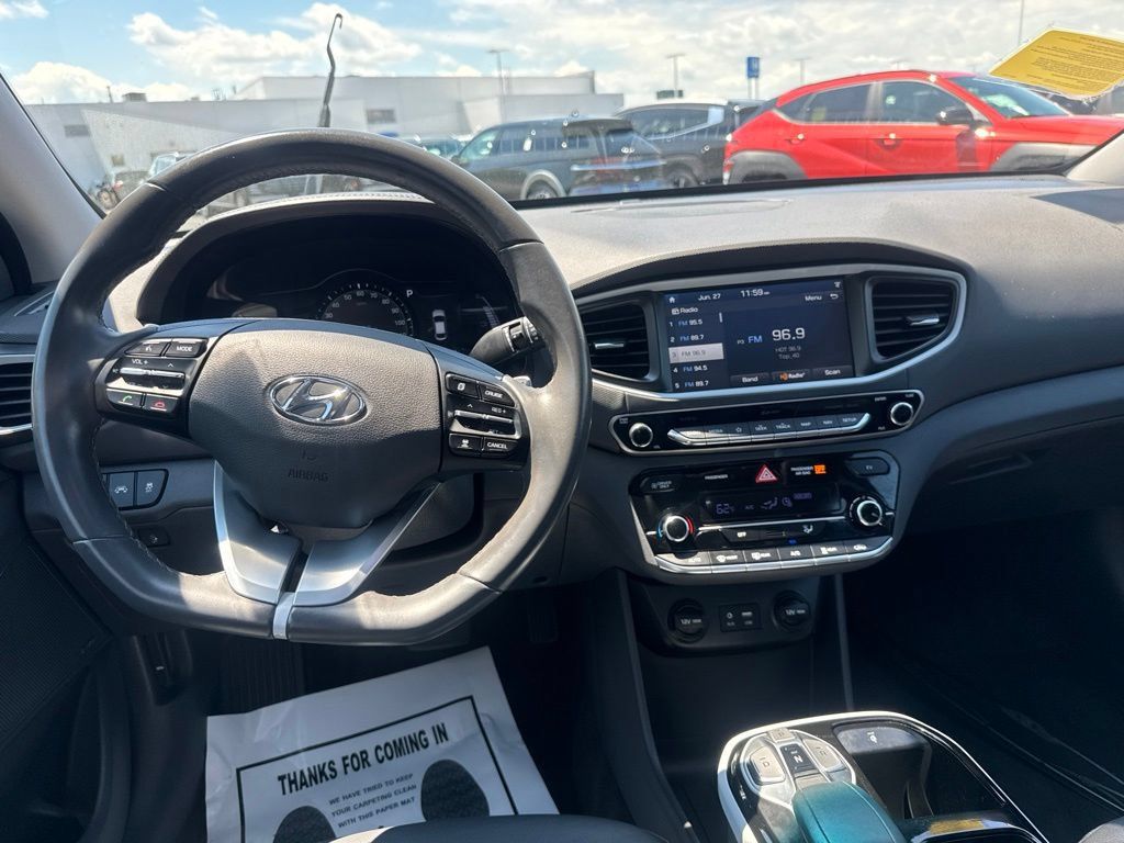 Used 2019 Hyundai Ioniq Limited FWD image 23