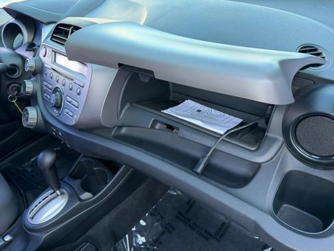 Used 2013 Honda Fit image 24