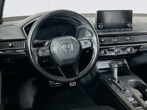 Used 2024 Honda Civic Sport image 17