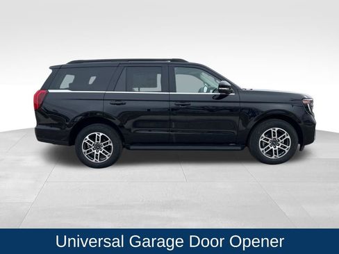 New 2025 Ford Expedition Active AWD/4WD image 8