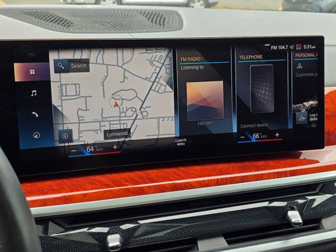 Used 2023 BMW ALPINA XB7 AWD/4WD image 28