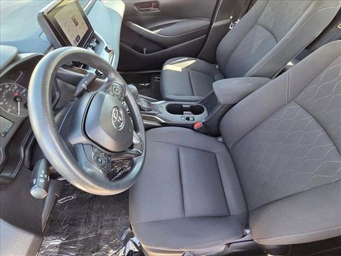 Used 2024 Toyota Corolla LE FWD image 14