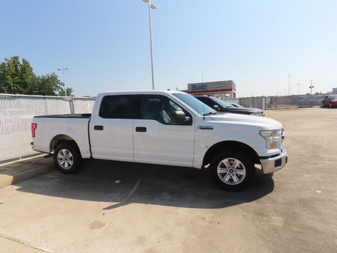 Used 2016 Ford F150 XLT RWD image 10