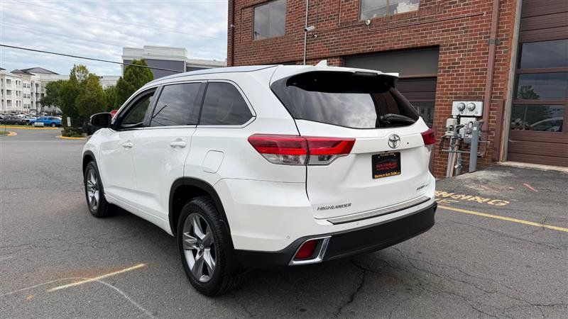 Used 2019 Toyota Highlander Limited AWD/4WD image 10
