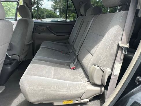 Used 2006 Toyota Sequoia SR5 AWD/4WD image 28