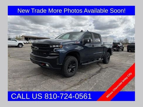 Certified 2021 Chevrolet Silverado 1500 LT Trail Boss w/ Convenience Package II AWD/4WD image 1