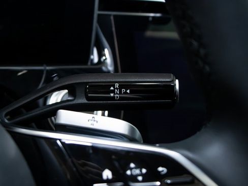 Used 2026 Mercedes-Benz E 350 4MATIC Sedan image 17