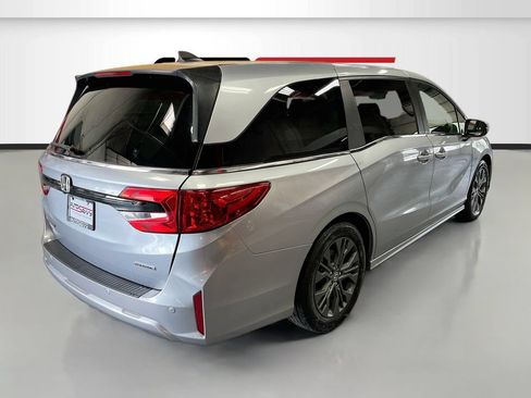 Used 2025 Honda Odyssey Touring image 7