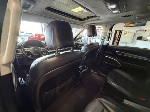 Used 2021 Kia Telluride SX w/ SX Prestige Package image 27