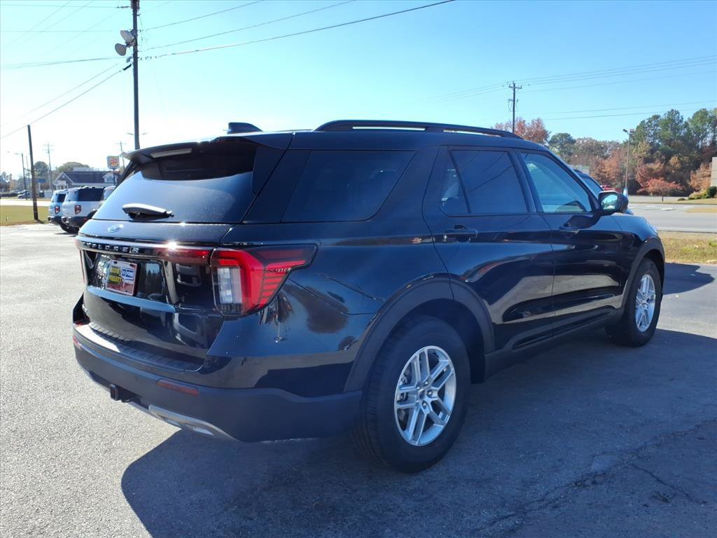 New 2026 Ford Explorer Active w/ Active Comfort Package RWD image 4