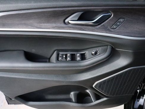 New 2026 Jeep Grand Cherokee Limited image 18