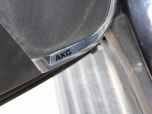 Used 2024 Cadillac Escalade ESV Sport Platinum w/ Heavy-Duty Trailer Package image 27