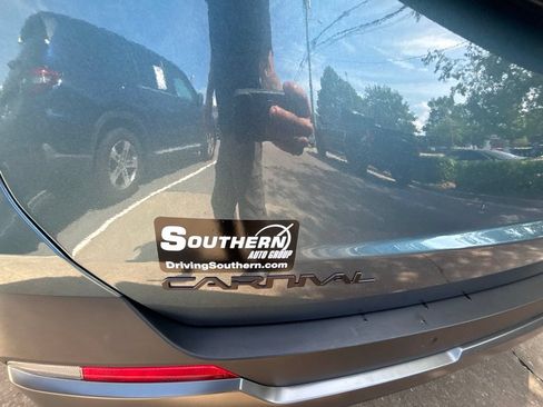 Certified 2026 Kia Carnival SX Prestige FWD image 26