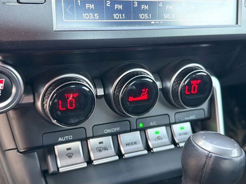 Used 2023 Toyota GR86 Premium w/ ALL Weather Mat Package (TMS) image 15