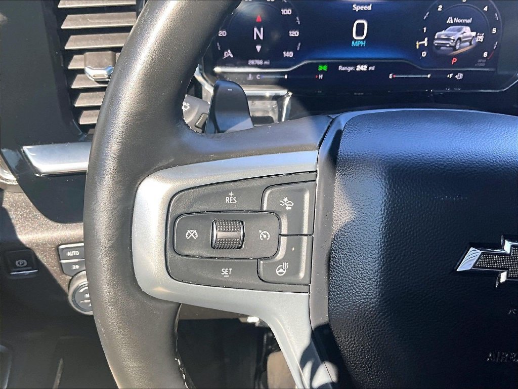 Used 2025 Chevrolet Silverado 1500 RST AWD/4WD image 22
