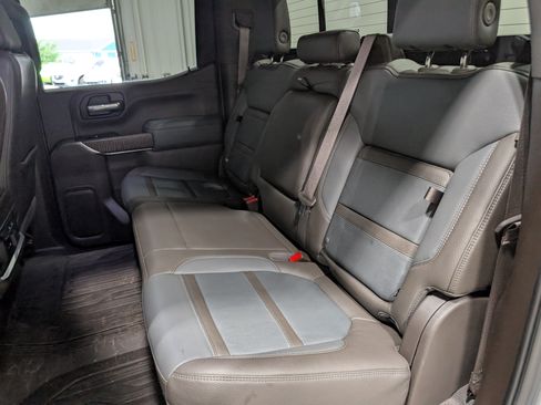 Used 2020 GMC Sierra 1500 Denali w/ Denali Ultimate Package AWD/4WD image 17