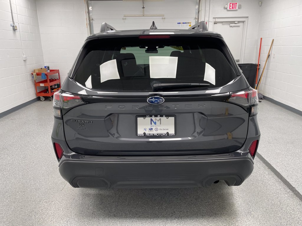 Used 2026 Subaru Forester Premium AWD/4WD image 9