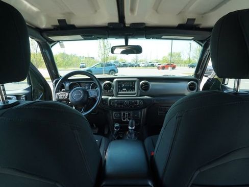 Used 2021 Jeep Gladiator Sport AWD/4WD image 23