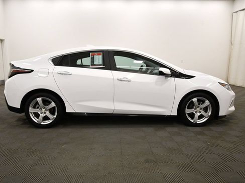 Used 2018 Chevrolet Volt LT FWD image 9