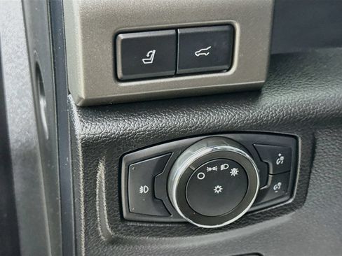 Used 2021 Ford Expedition XLT RWD image 11
