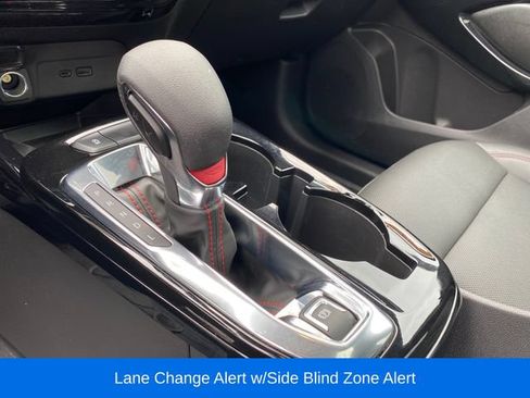 Certified 2024 Chevrolet Trax RS w/ Sunroof Package FWD image 13