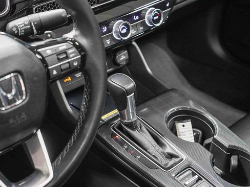 Used 2023 Honda Civic Touring image 27