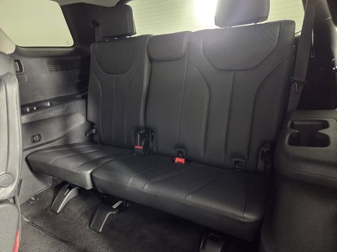 Used 2023 Hyundai Palisade SEL AWD/4WD image 26