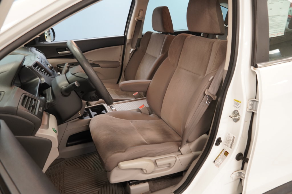 Used 2014 Honda CR-V LX image 3