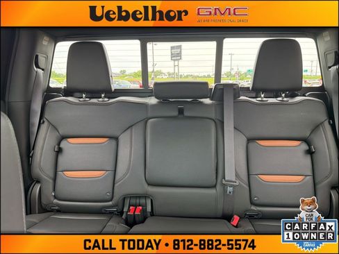 Used 2023 GMC Sierra 1500 AT4 w/ AT4 Premium Package AWD/4WD image 18
