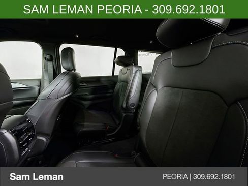 New 2025 Jeep Grand Cherokee L Altitude image 24