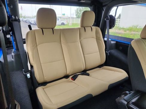 Used 2021 Jeep Wrangler Sport image 27