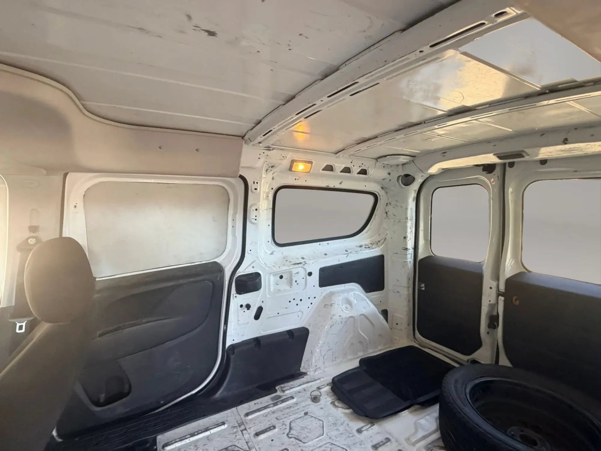 Used 2016 RAM ProMaster City Tradesman SLT w/ Rear Back-up Camera Group FWD image 23