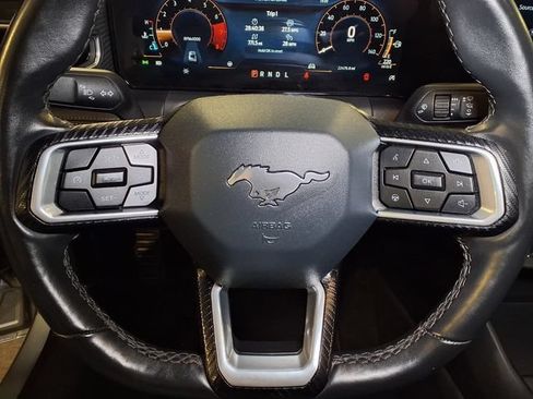Used 2025 Ford Mustang Premium RWD image 9