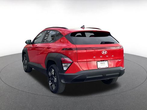 Used 2025 Hyundai Kona SEL image 11