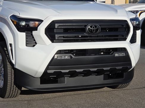 New 2026 Toyota Tacoma SR5 image 9