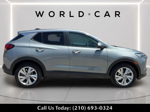 Used 2026 Buick Encore GX Preferred w/ Advanced Technology Package FWD image 2