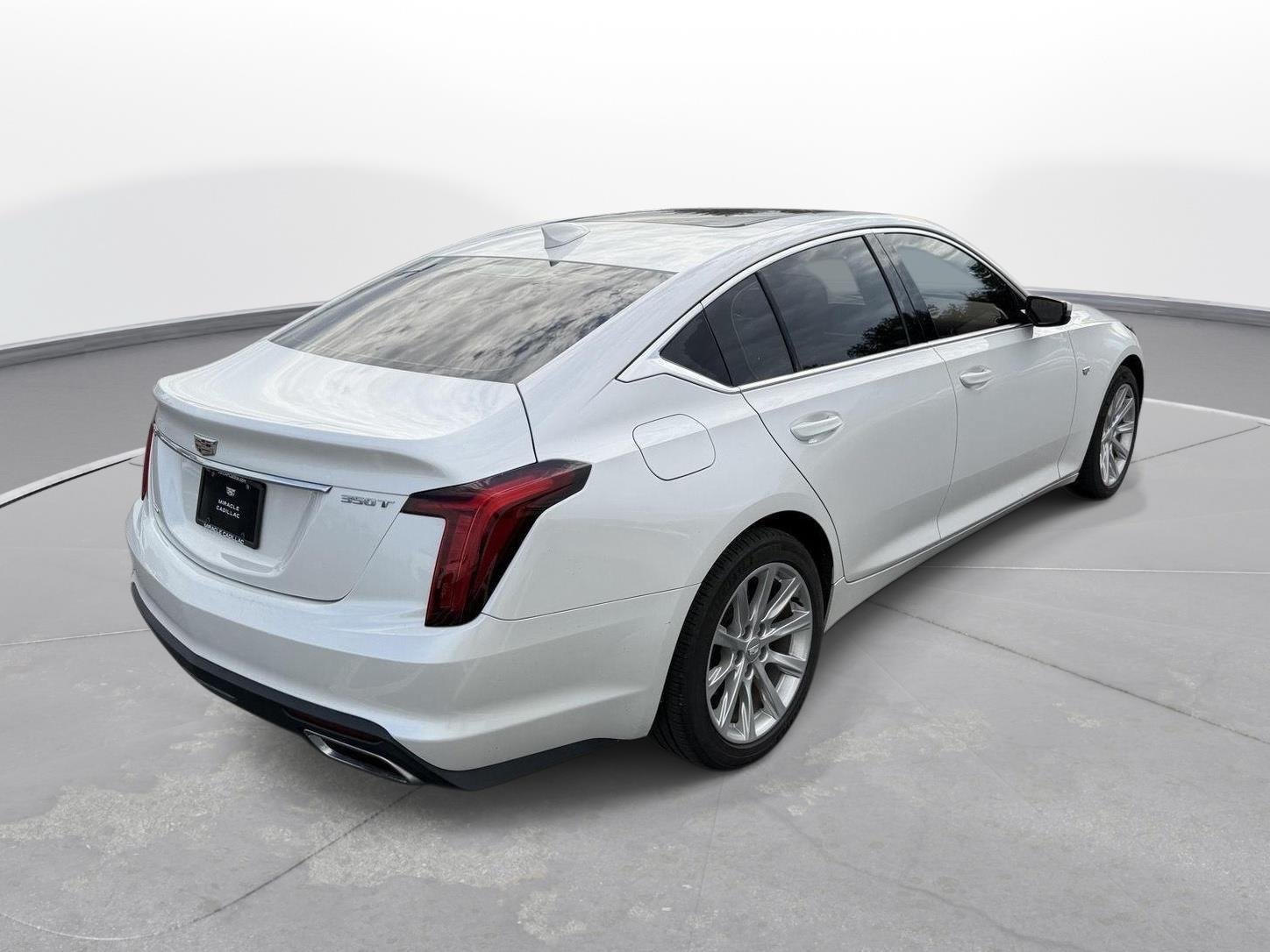 Used 2021 Cadillac CT5 Luxury w/ Sun And Sound Package AWD/4WD image 5