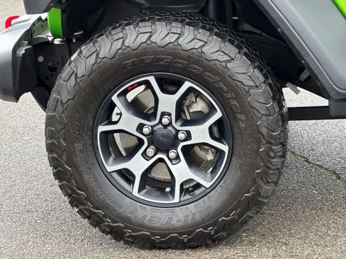 Used 2018 Jeep Wrangler Unlimited Rubicon image 32