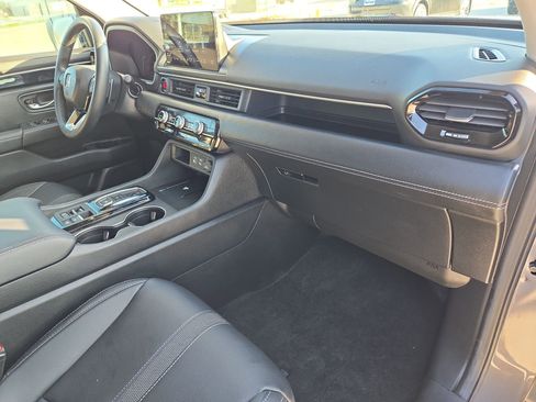 Used 2025 Honda Pilot EX-L image 32