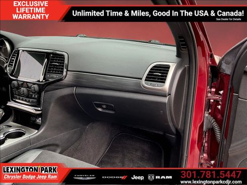 Used 2022 Jeep Grand Cherokee Laredo X AWD/4WD image 25