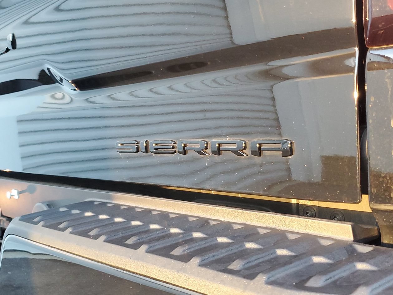 Used 2024 GMC Sierra 1500 Denali Ultimate AWD/4WD image 7