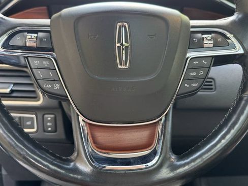 Used 2020 Lincoln Navigator L Reserve w/ Luxury Package AWD/4WD image 12
