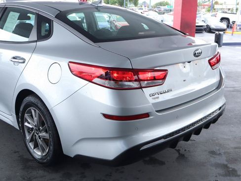 Used 2019 Kia Optima LX FWD image 9