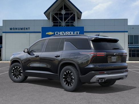 New 2026 Chevrolet Traverse Z71 w/ Enhanced Driving Package AWD/4WD image 3